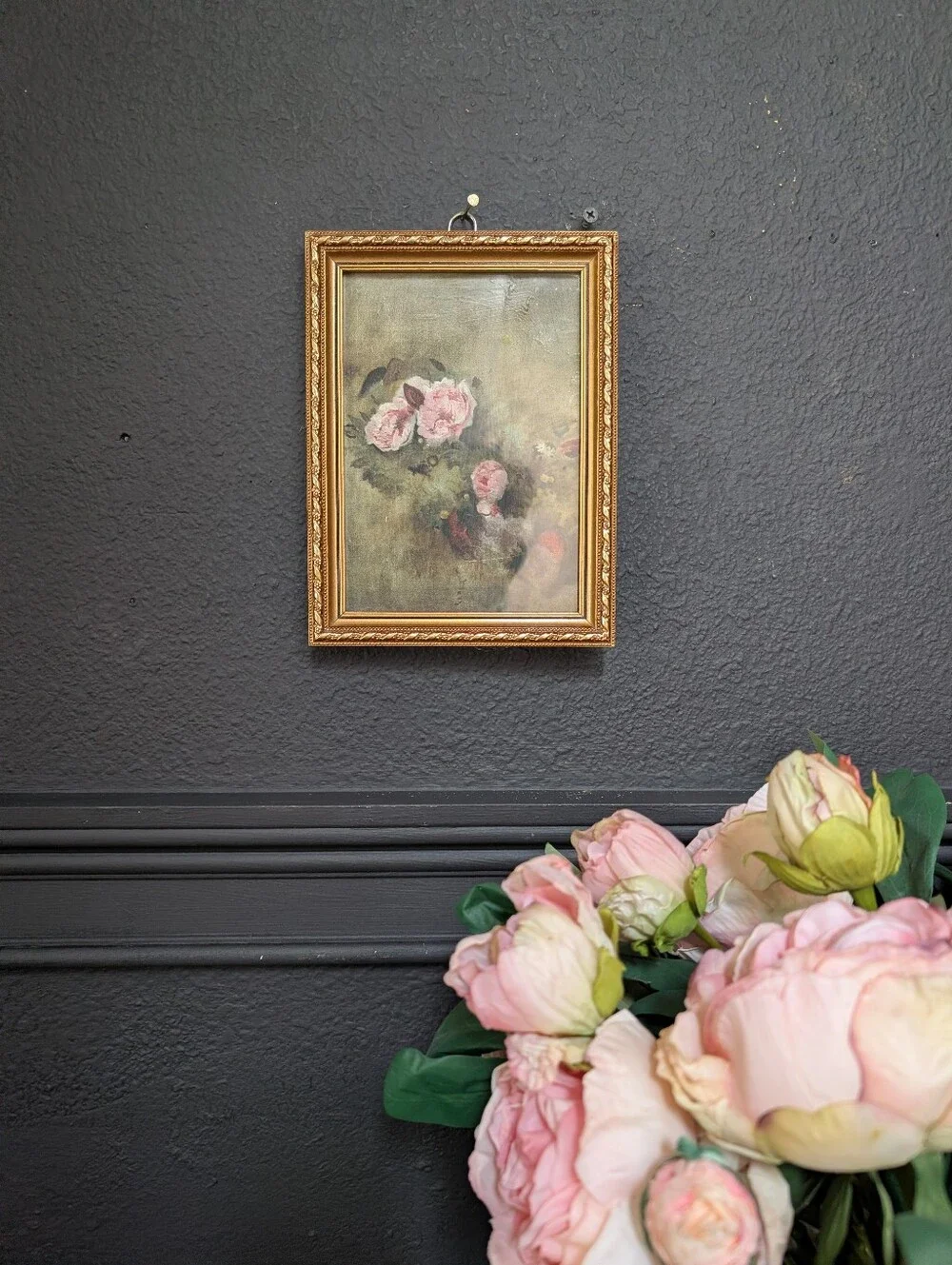 Vintage Gold Ornate wood tabletop wall frame w/ VTG style Still Floral Print 8
